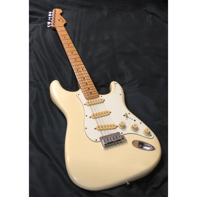 Fender(フェンダー)のレア！日米合作とも言える1989 Fender Stratocaster ! 楽器のギター(エレキギター)の商品写真