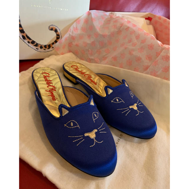 Charlotte Olympia(シャルロットオリンピア)の試着のみシャルロットオリンピアのミュール37サイズ専用です レディースの靴/シューズ(ミュール)の商品写真