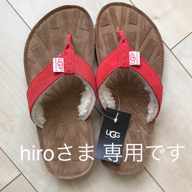 UGG(アグ)のUGG TASMINA 1647 ビーチサンダル　24.0cm 新品 レディースの靴/シューズ(ビーチサンダル)の商品写真