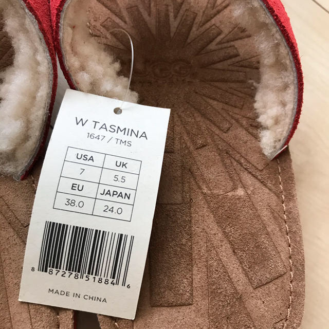 UGG(アグ)のUGG TASMINA 1647 ビーチサンダル　24.0cm 新品 レディースの靴/シューズ(ビーチサンダル)の商品写真