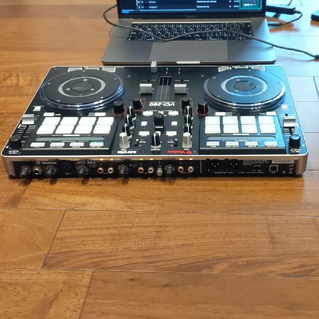 美品✨Vestax VCI-380 Serato DJ対応　PCIコントローラー 楽器のDJ機器(DJコントローラー)の商品写真