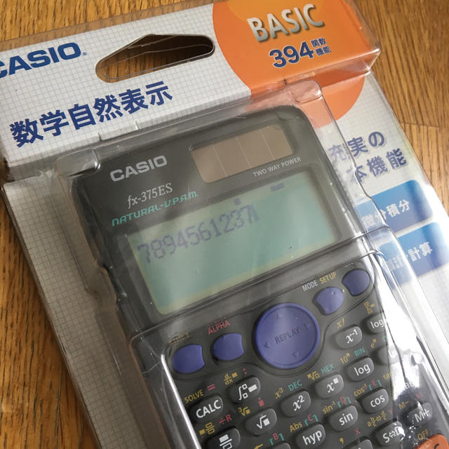 CASIO(カシオ)のカシオ 関数電卓 微分積分・統計・数学自然表示 394関数 fx-375ES-N インテリア/住まい/日用品の文房具(その他)の商品写真