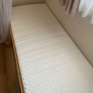 IKEA - UTÅKER ウトーケル イケアのベッドの通販 by