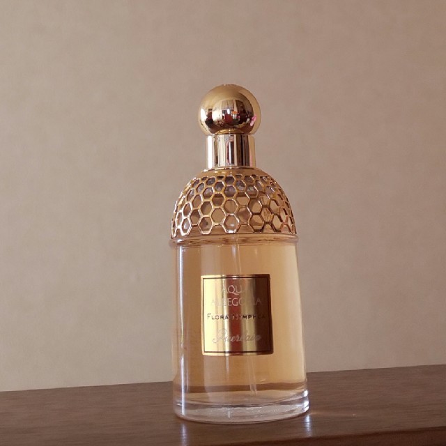 GUERLAIN(ゲラン)のGUERLAIN フローラニンフェア EDT コスメ/美容の香水(香水(女性用))の商品写真