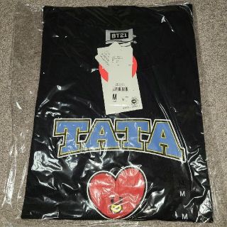 ボウダンショウネンダン(防弾少年団(BTS))の★BT21 M タタ Tシャツ 黒 防弾少年団 バンタン BTS V コラボ(アイドルグッズ)