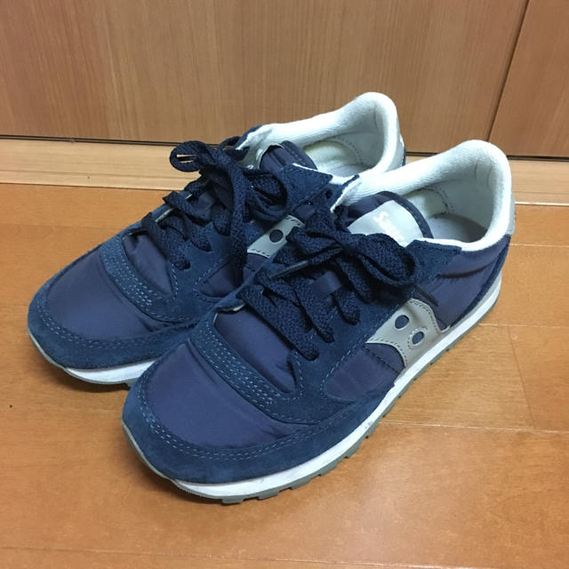 Saucony ネイビースニーカー