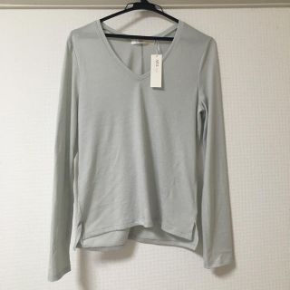 アズールバイマウジー(AZUL by moussy)のAZUL 春物 トップス グレー(Tシャツ(長袖/七分))