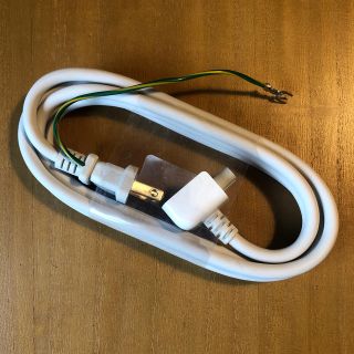 マック(Mac (Apple))のApple 充電　アダプター　新品　60w(バッテリー/充電器)