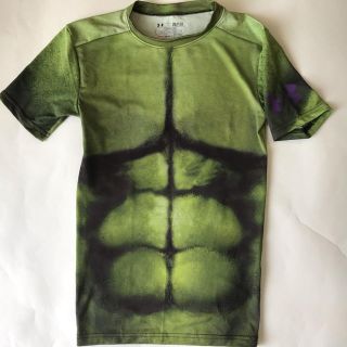 アンダーアーマー(UNDER ARMOUR)のUNDER ARMOUR アンダーアーマー　マーベルコラボ　Tシャツ　SM(Tシャツ/カットソー(半袖/袖なし))