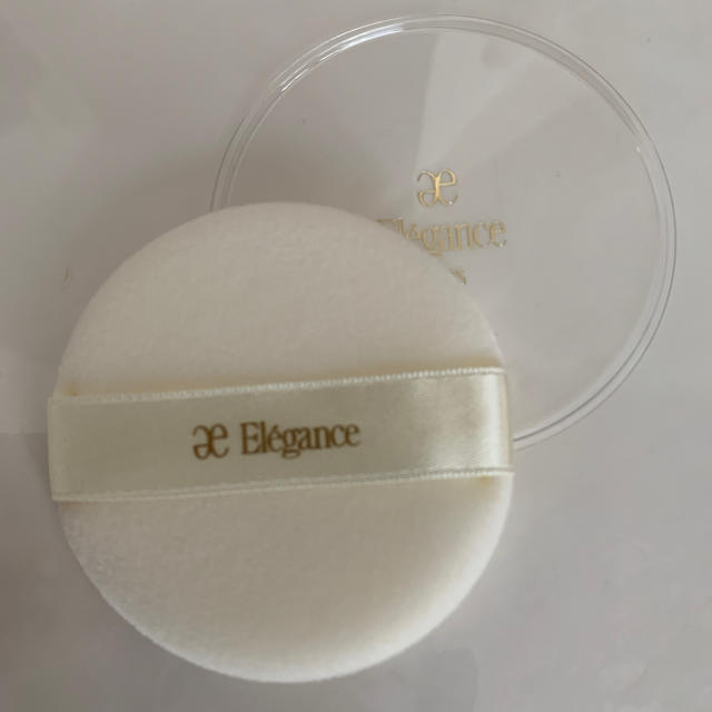 Elégance.(エレガンス)のエレガンス　パフ　新品未使用　27g用 コスメ/美容のメイク道具/ケアグッズ(パフ・スポンジ)の商品写真