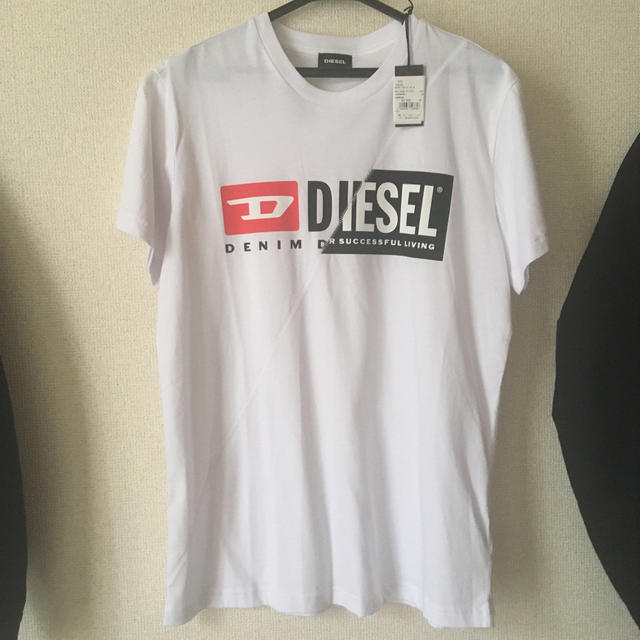 DIESEL(ディーゼル)の専用 メンズのトップス(Tシャツ/カットソー(半袖/袖なし))の商品写真
