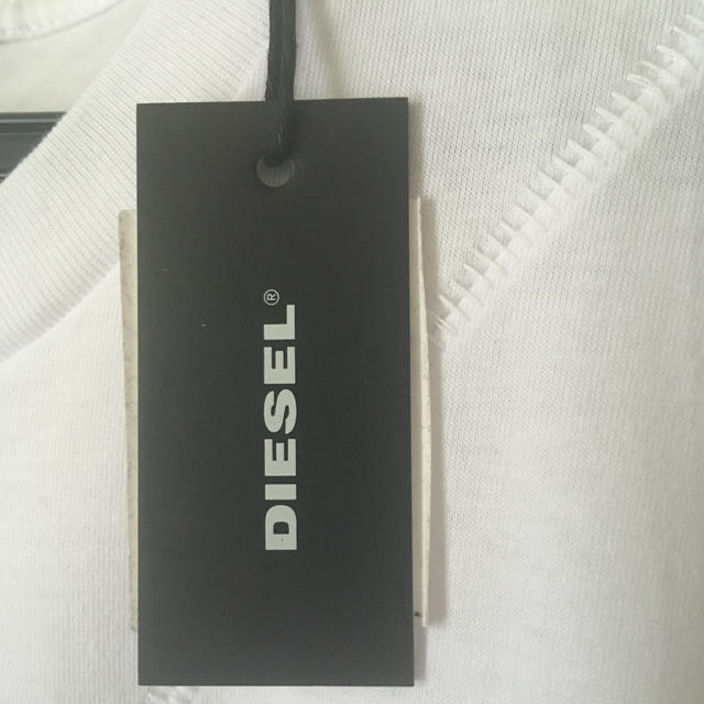DIESEL(ディーゼル)の専用 メンズのトップス(Tシャツ/カットソー(半袖/袖なし))の商品写真