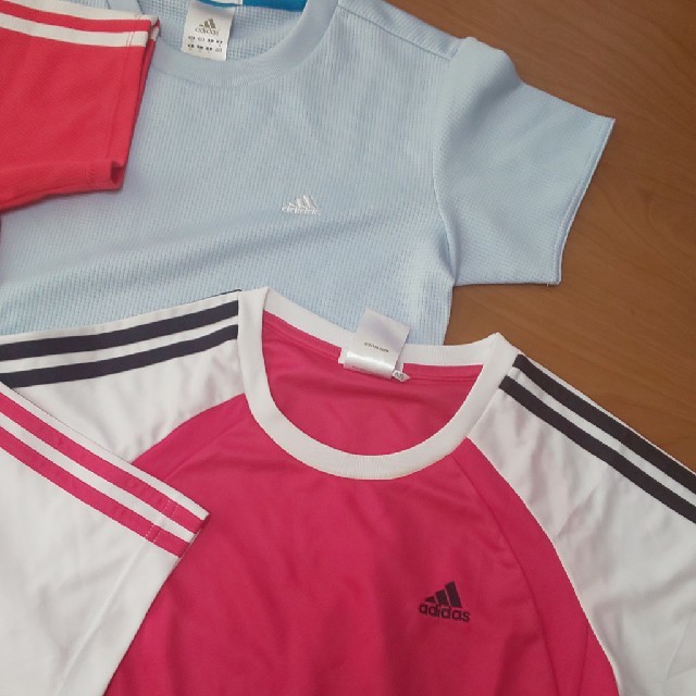 adidas(アディダス)のadidas レディース スポーツ Tシャツ スポーツ/アウトドアのランニング(ウェア)の商品写真