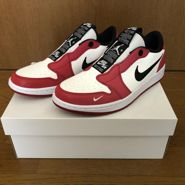 NIKE(ナイキ)のNIKE WMNS AIR JORDAN 1 LOW SLIP 26.5 メンズの靴/シューズ(スニーカー)の商品写真