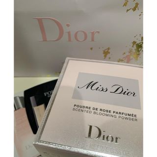 クリスチャンディオール(Christian Dior)の新品未使用‼︎ ミス ディオール ブルーミング ボディ パウダー (限定品)(ボディパウダー)