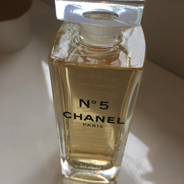 CHANEL(シャネル)のシャネル　No5 コスメ/美容の香水(香水(女性用))の商品写真