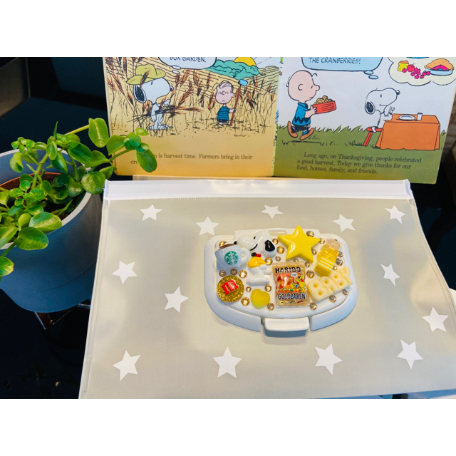 SNOOPY(スヌーピー)のスヌーピーコーヒーブレイク♡ウエットティッシュ　ケース　おしりふき　ハンドメイド ハンドメイドのキッズ/ベビー(外出用品)の商品写真