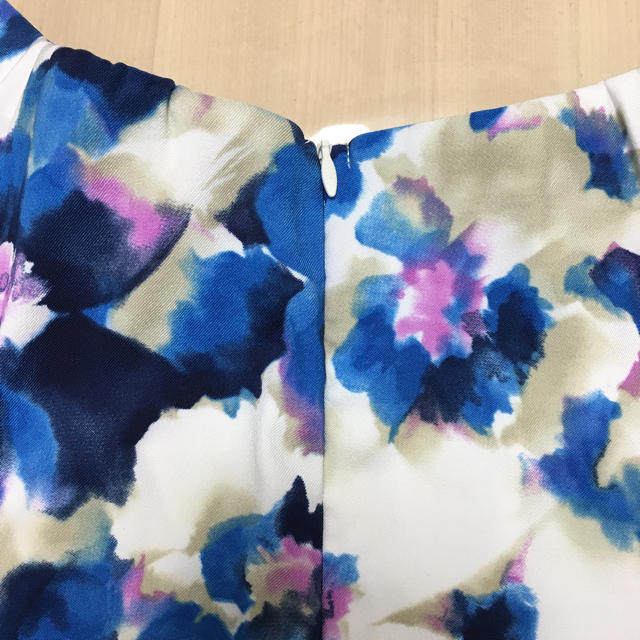 Delyle NOIR(デイライルノアール)のデイライルノアール　美品　花柄スカート レディースのスカート(ミニスカート)の商品写真