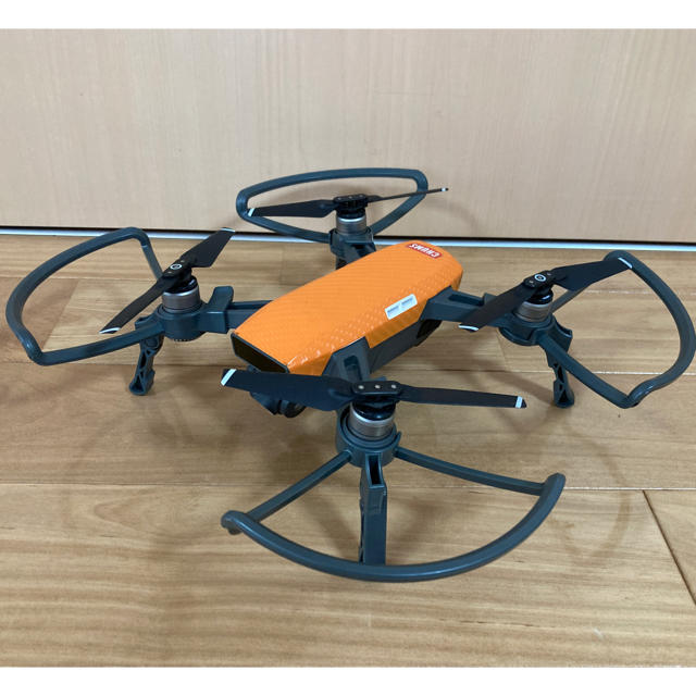 ドローン DJI Spark Fly Moreコンボ お得セット 入門 エンタメ/ホビーのおもちゃ/ぬいぐるみ(ホビーラジコン)の商品写真