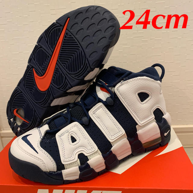 NIKE(ナイキ)の新品 24cm ナイキ UPTEMPO アップテンポ モアテン 2020年 レディースの靴/シューズ(スニーカー)の商品写真