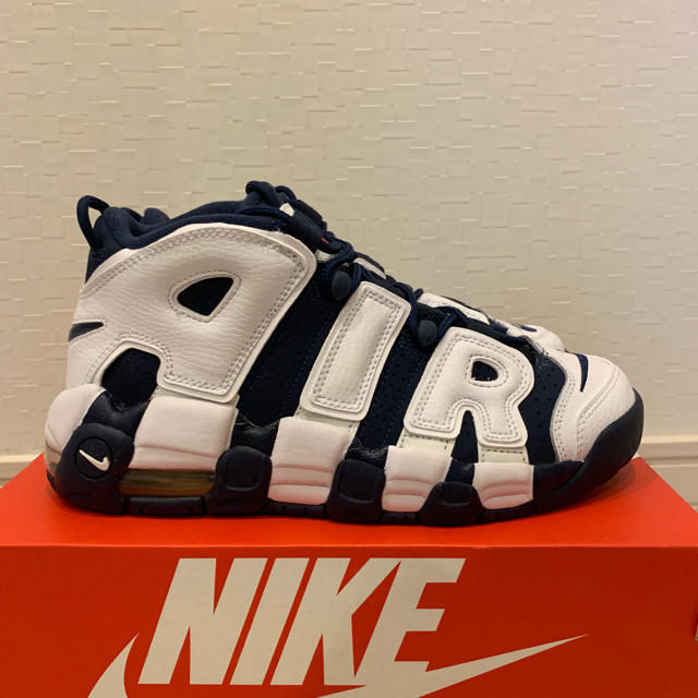 NIKE(ナイキ)の新品 24cm ナイキ UPTEMPO アップテンポ モアテン 2020年 レディースの靴/シューズ(スニーカー)の商品写真