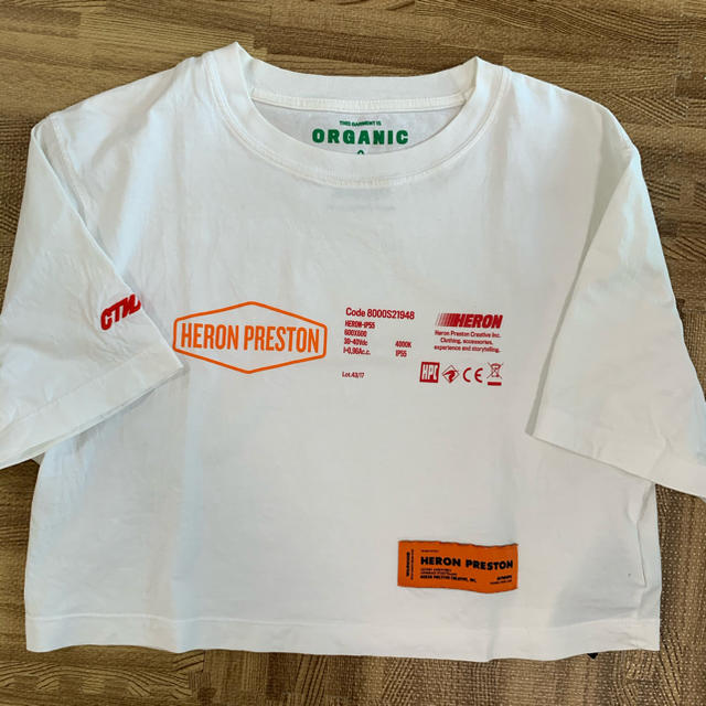 OFF-WHITE(オフホワイト)のHERON PRESTON(ヘロンプレストン)Tシャツ レディースのトップス(Tシャツ(半袖/袖なし))の商品写真