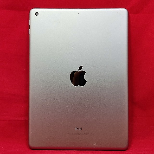 専用 / Apple iPad 5 2017 A1822 Wi-Fi シルバー