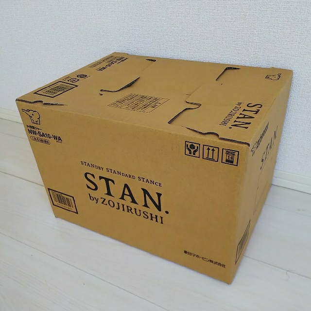 象印(ゾウジルシ)の【新品・未開封】象印 IH炊飯器 スタン STAN NWSA10-WA ホワイト スマホ/家電/カメラの調理家電(炊飯器)の商品写真