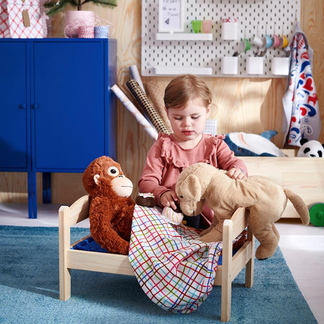 IKEA(イケア)のGOSIG GOLDEN ゴーシグ ゴールデン キッズ/ベビー/マタニティのおもちゃ(ぬいぐるみ/人形)の商品写真