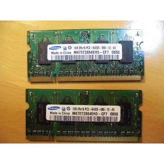 サムスン(SAMSUNG)のDDR2　PC2-6400S 1GB×2枚　合計2GB　ノートパソコン用メモリ(PCパーツ)