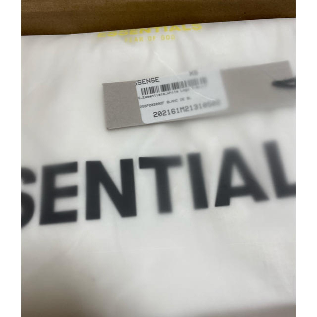 FEAR OF GOD(フィアオブゴッド)の新品 fear of god essentials tee XSサイズ メンズのトップス(Tシャツ/カットソー(半袖/袖なし))の商品写真