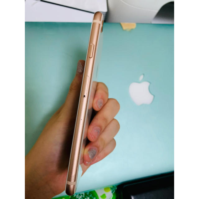 iPhone 8 Gold