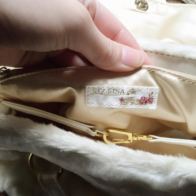 LIZ LISA(リズリサ)のLIZ LISA☆ファーバック レディースのバッグ(ハンドバッグ)の商品写真