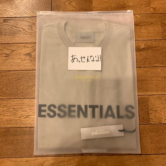 FEAR OF GOD(フィアオブゴッド)のFOG Essentials T-Shirt Tan XS メンズのトップス(Tシャツ/カットソー(半袖/袖なし))の商品写真