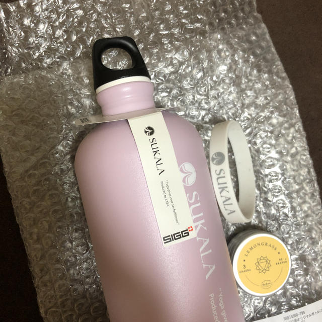 SIGG(シグ)の💗ホットヨガ💗ラバ💗ボトル💗スカーラ💗SIGG💗LAVA スポーツ/アウトドアのトレーニング/エクササイズ(ヨガ)の商品写真