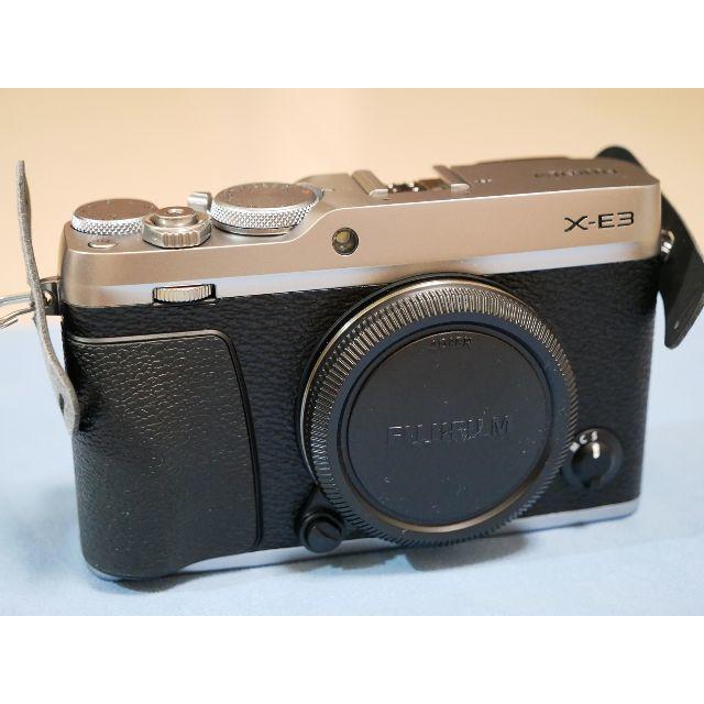 富士フイルム(フジフイルム)の新同品 富士フィルム X-E3 シルバー ボディ 保証有り スマホ/家電/カメラのカメラ(ミラーレス一眼)の商品写真