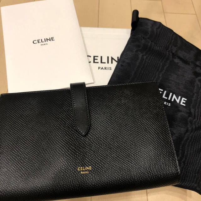 【国内配送】 celine - セリーヌ　ラージストラップウォレット　財布　ウォレット 財布