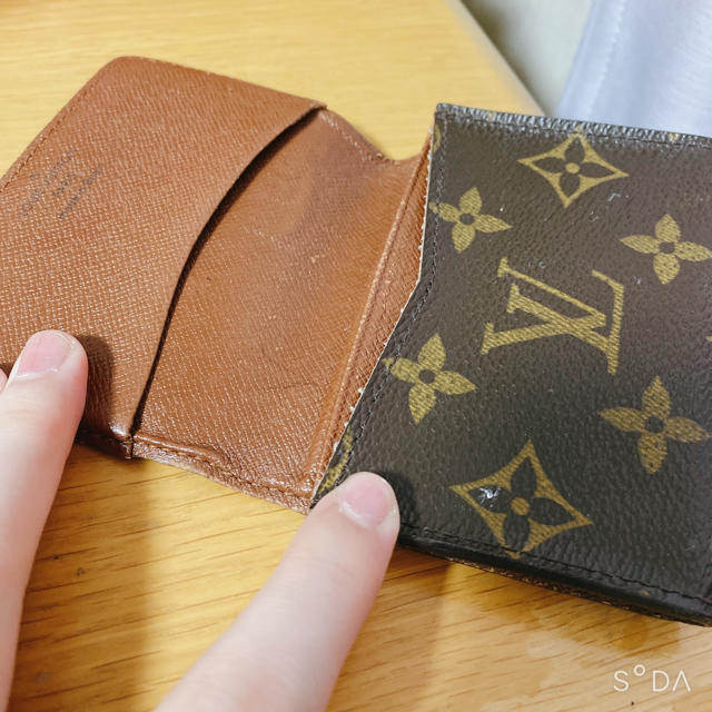 LOUIS VUITTON(ルイヴィトン)のLOUIS VUITTONパスケース レディースのファッション小物(名刺入れ/定期入れ)の商品写真