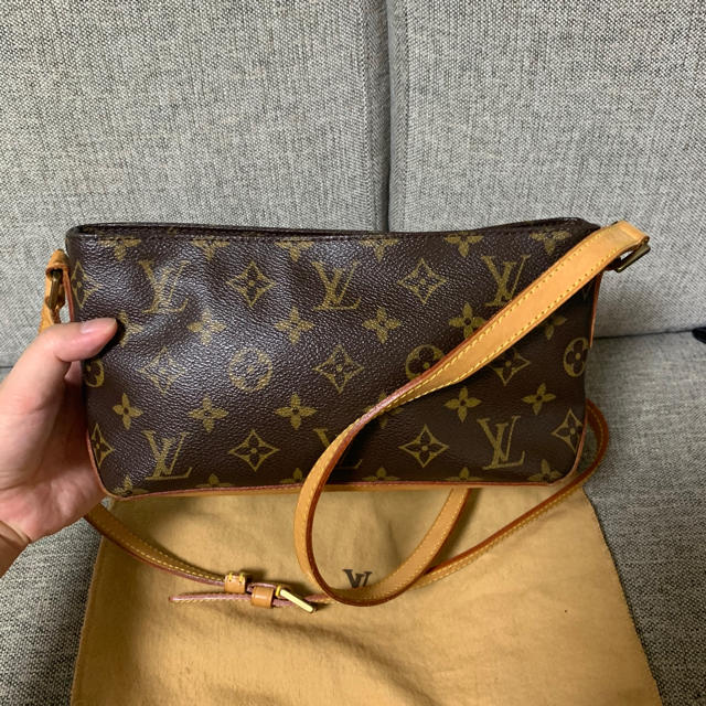 LOUIS VUITTON(ルイヴィトン)の①ルイヴィトン モノグラム ショルダーバッグ　トロター レディースのバッグ(ショルダーバッグ)の商品写真