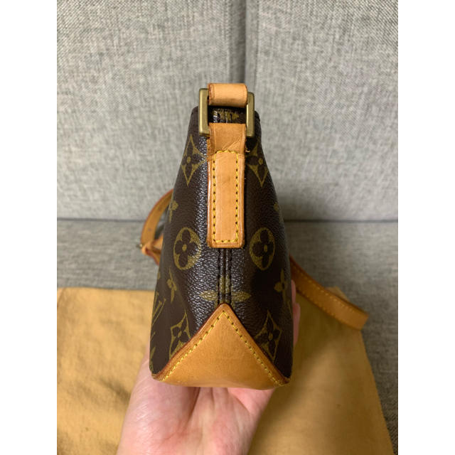 LOUIS VUITTON(ルイヴィトン)の①ルイヴィトン モノグラム ショルダーバッグ　トロター レディースのバッグ(ショルダーバッグ)の商品写真