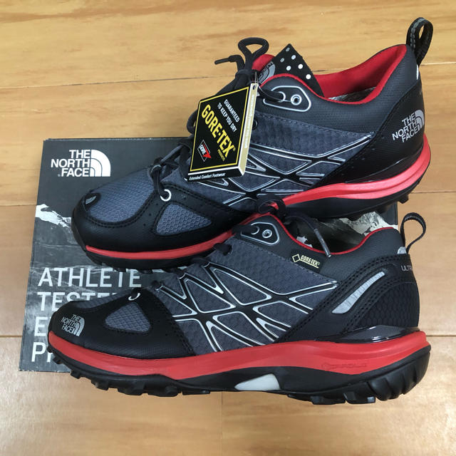 THE NORTH FACE(ザノースフェイス)のくまも様専用【新品】ザノースフェイス　ウルトラ　ファストパック　GTX　25.5 メンズの靴/シューズ(その他)の商品写真