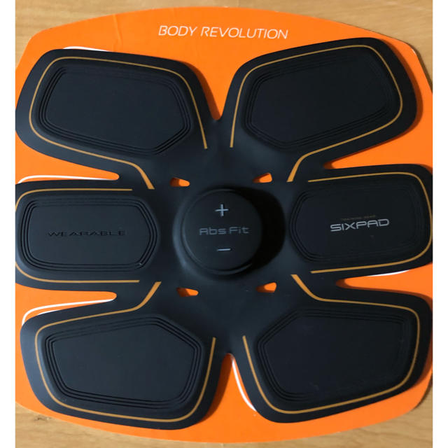 six pad 電池タイプ スポーツ/アウトドアのトレーニング/エクササイズ(トレーニング用品)の商品写真
