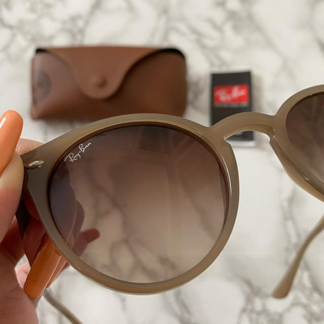 Ray-Ban(レイバン)のレイバン　サングラス レディースのファッション小物(サングラス/メガネ)の商品写真