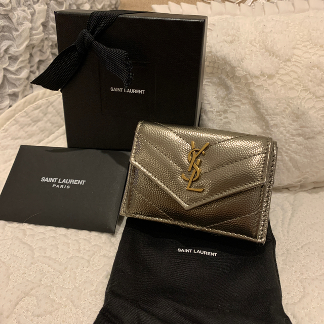 専用です  サンローラン Yves Saint Laurent コンパクト財布