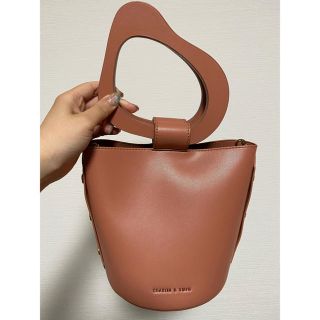 チャールズアンドキース(Charles and Keith)のチャールズ＆キース 2wayバケツバッグ(ショルダーバッグ)