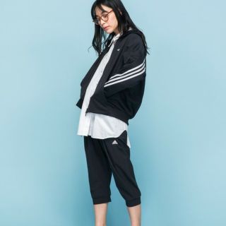 アディダス(adidas)のadidasカプリパンツ(ウォーキング)