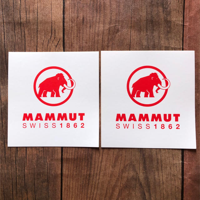 Mammut(マムート)のMAMMUT(マムート)ステッカー2枚セット スポーツ/アウトドアのアウトドア(登山用品)の商品写真