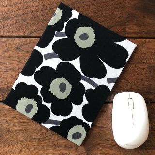 マリメッコ(marimekko)のハンドメイド　マウスパッド　北欧　文具(その他)