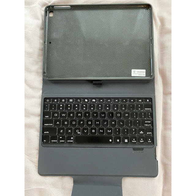 iPad 第6世代 128GB keyboard セット販売 3