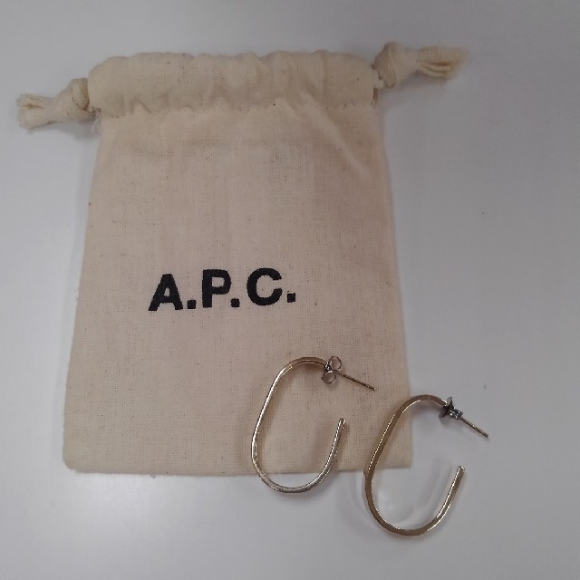 A.P.C(アーペーセー)のAPC ピアス ゴールド アーペーセー レディースのアクセサリー(ピアス)の商品写真